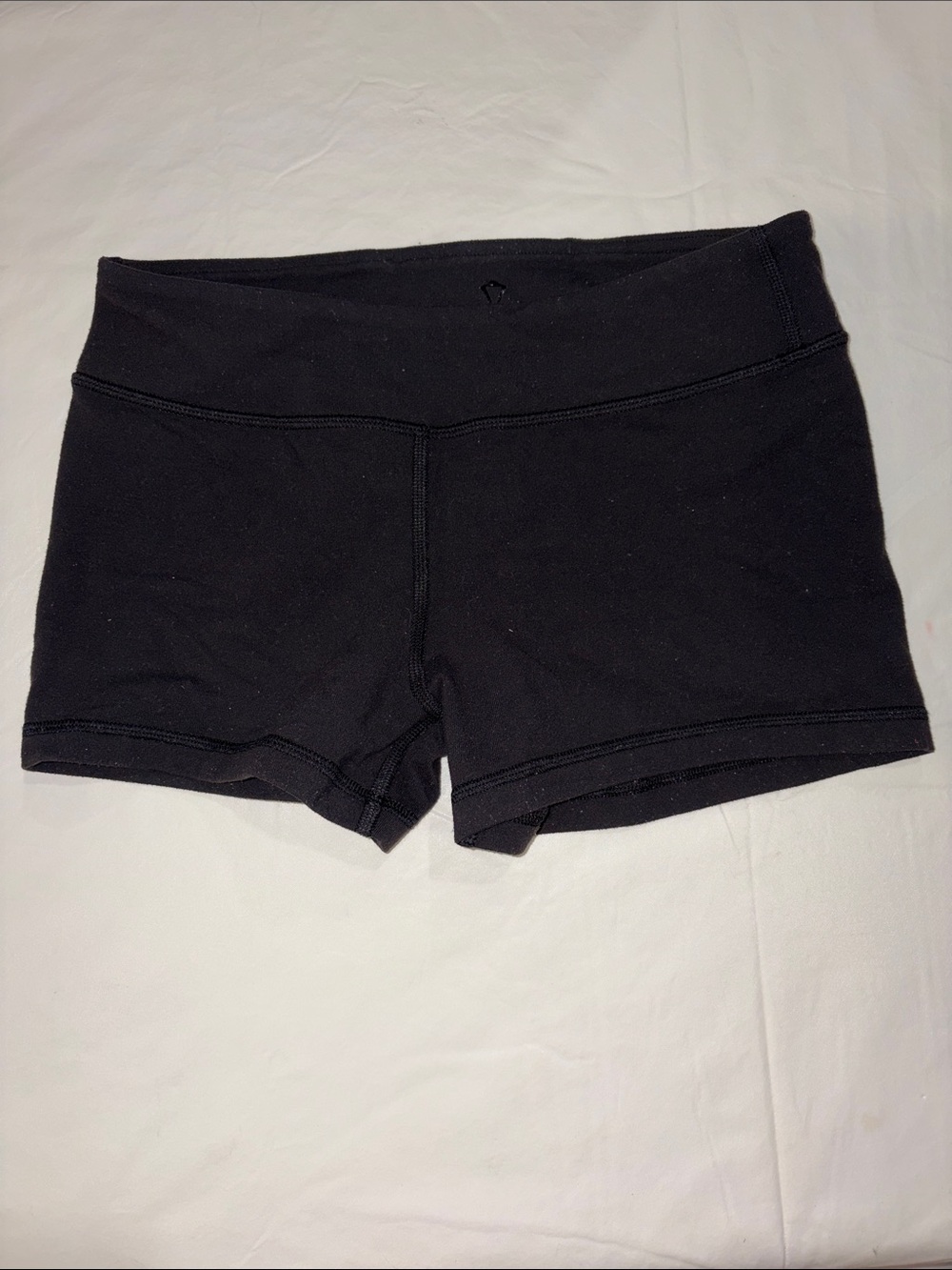 IVIVVA Girls Black Stretch Athletic Shorts - size 14